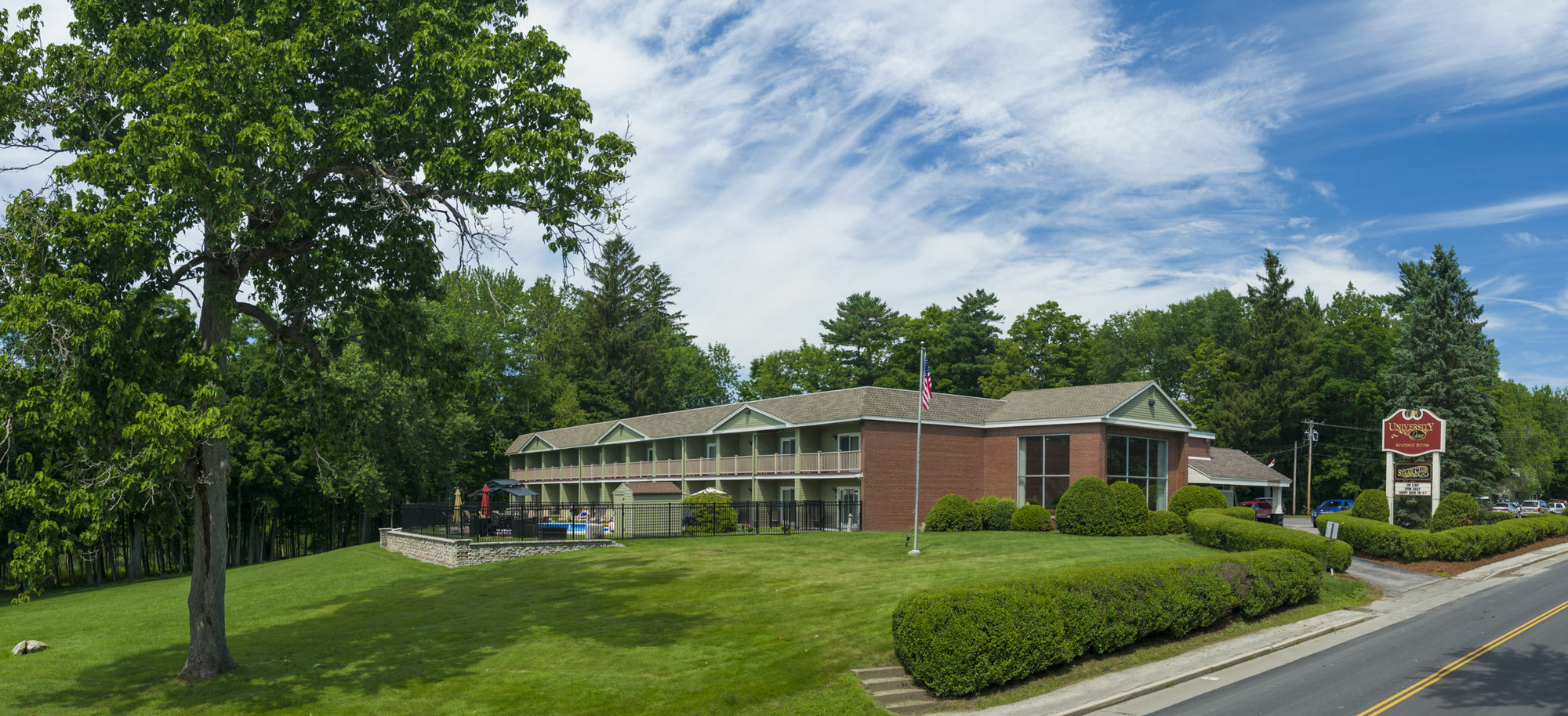 University Inn Academic Suites Orono Exterior photo